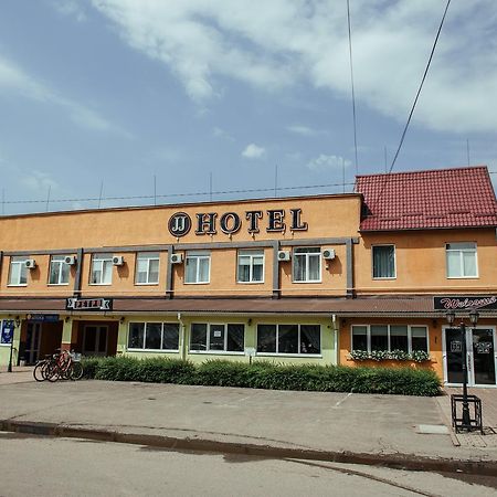 Jj Hotel Vynohradiv Esterno foto